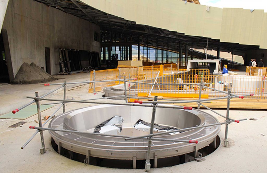 Photo des travaux du jacuzzi dans le centre aquatique des Grandes Combes à Courchevel