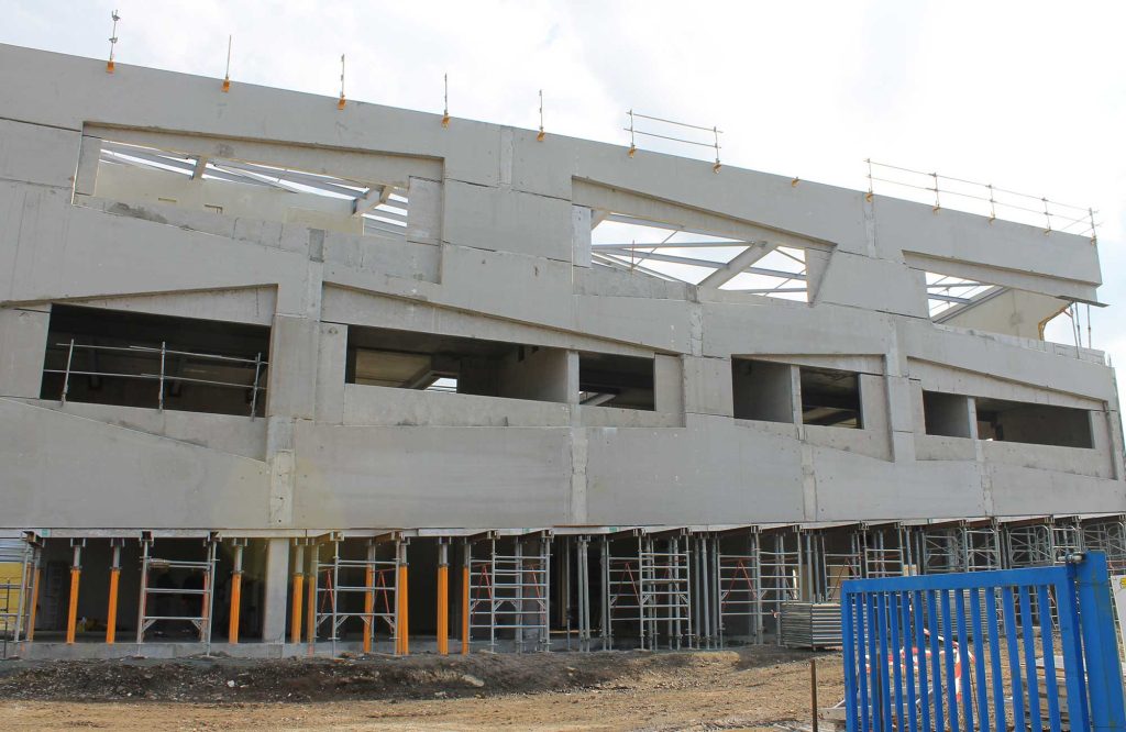 Photo du chantier du laboratoire Magma et Volcans du campus de Cézeaux à Aubières (63)