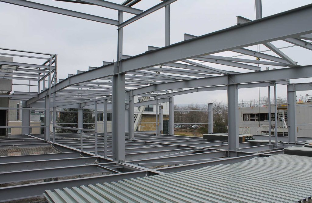 Photo du chantier, détail de la structure du laboratoire Magma et Volcans du campus de Cézeaux à Aubières (63)